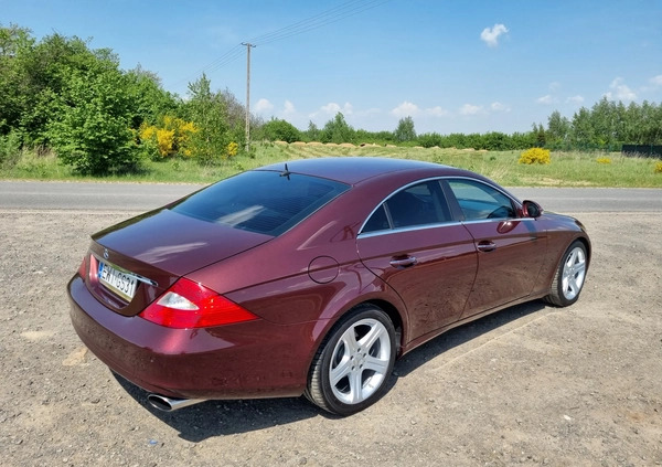 Mercedes-Benz CLS cena 38000 przebieg: 280955, rok produkcji 2005 z Wieluń małe 67